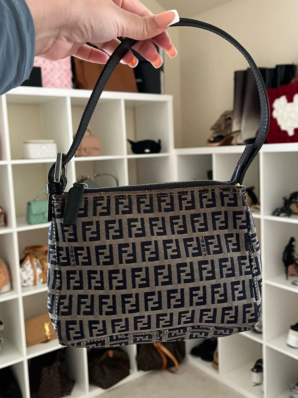 Fendi Black & Brown FF Canvas Shoulder Bag - Picture 1 of 4